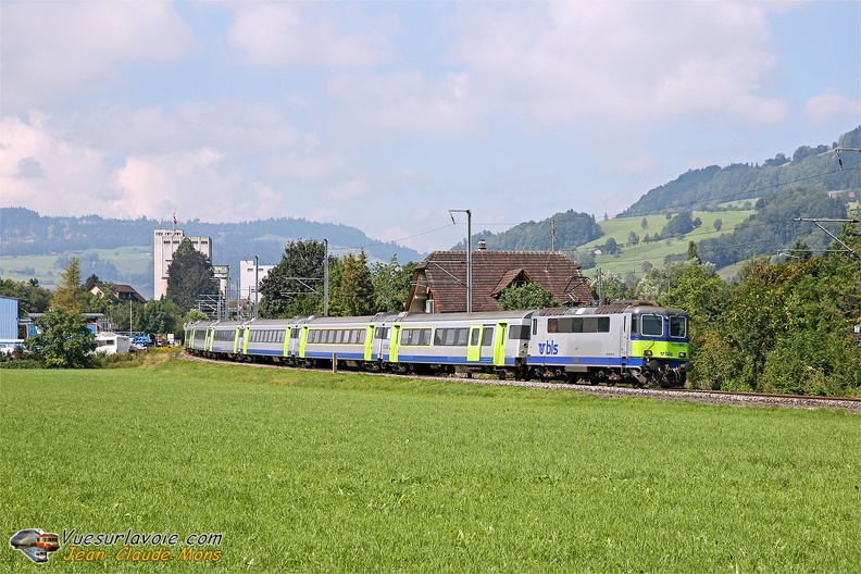 +BLS_420-501_2015-08-20_Malters-Suisse_IDR.jpg