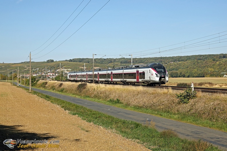 +SNCF_B85015-016_2018-10-06_Citry-77_IDR.jpg